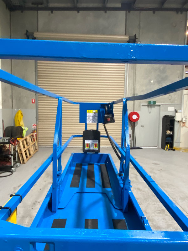 Genie GS1932 Electric Scissor Lift + 7x3 2T Trailer Package - Image 8
