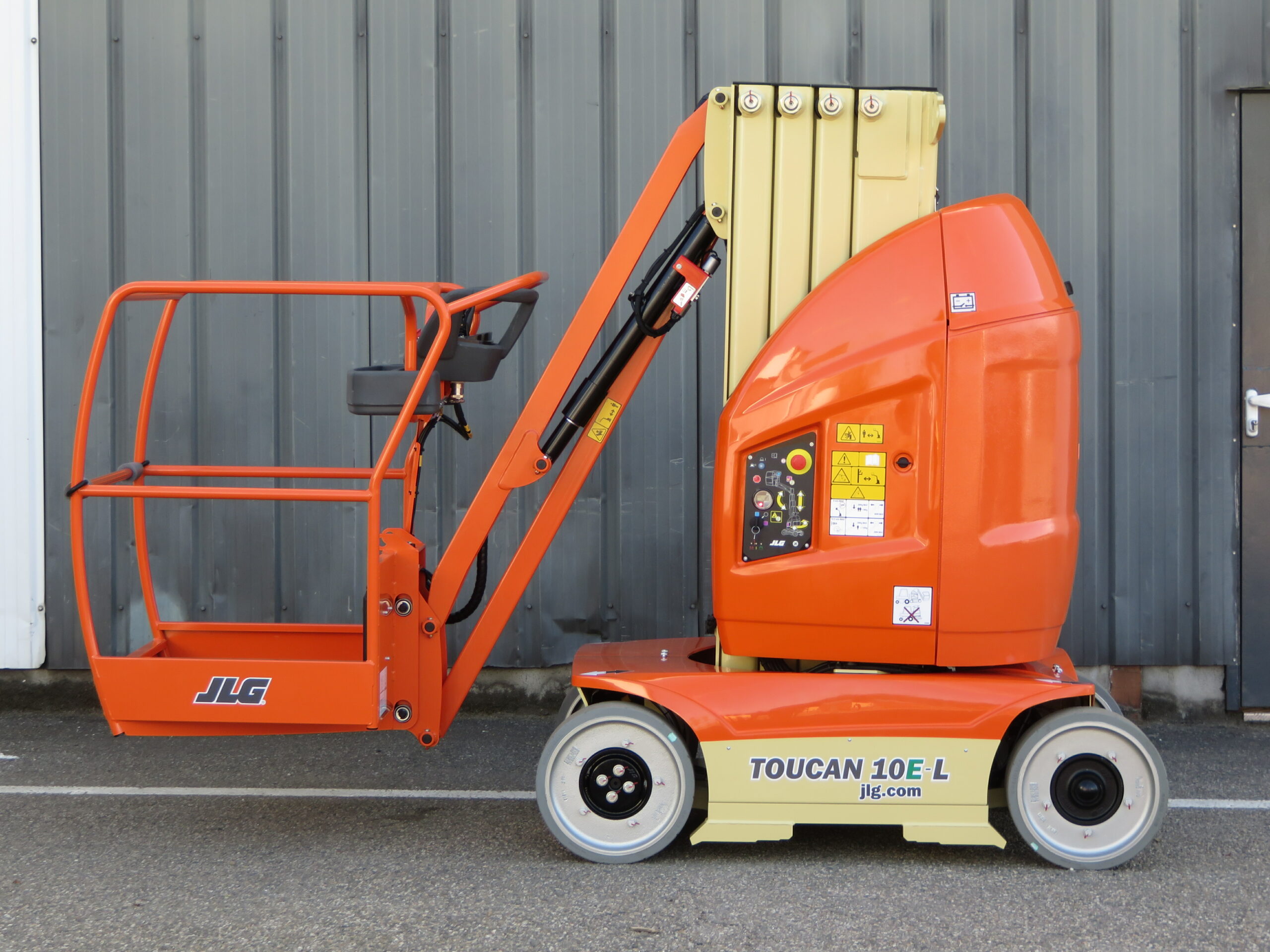 JLG Toucan T10E-L 11m Vertical Mast Boom - Image 6