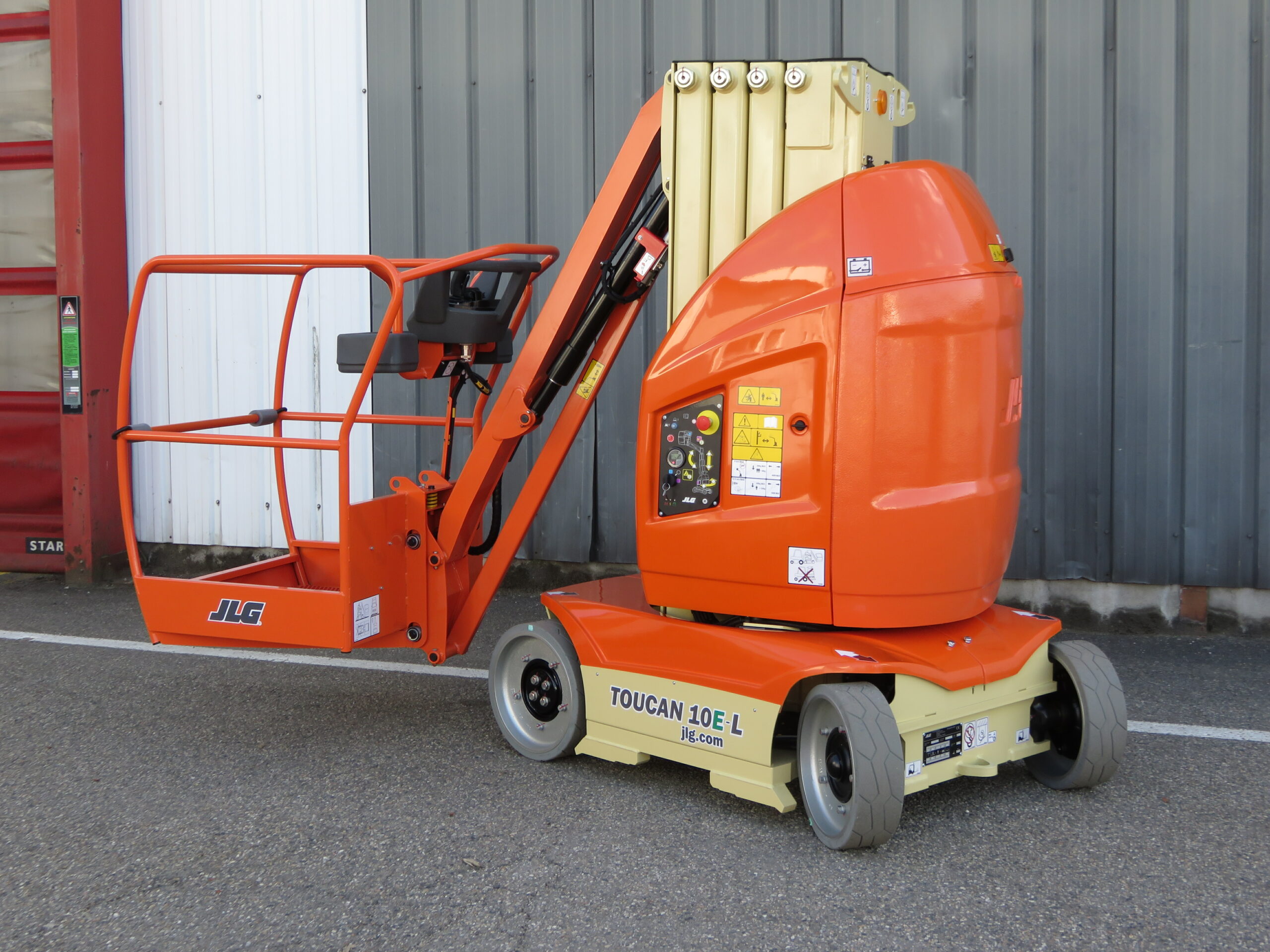 JLG Toucan T10E-L 11m Vertical Mast Boom - Image 5