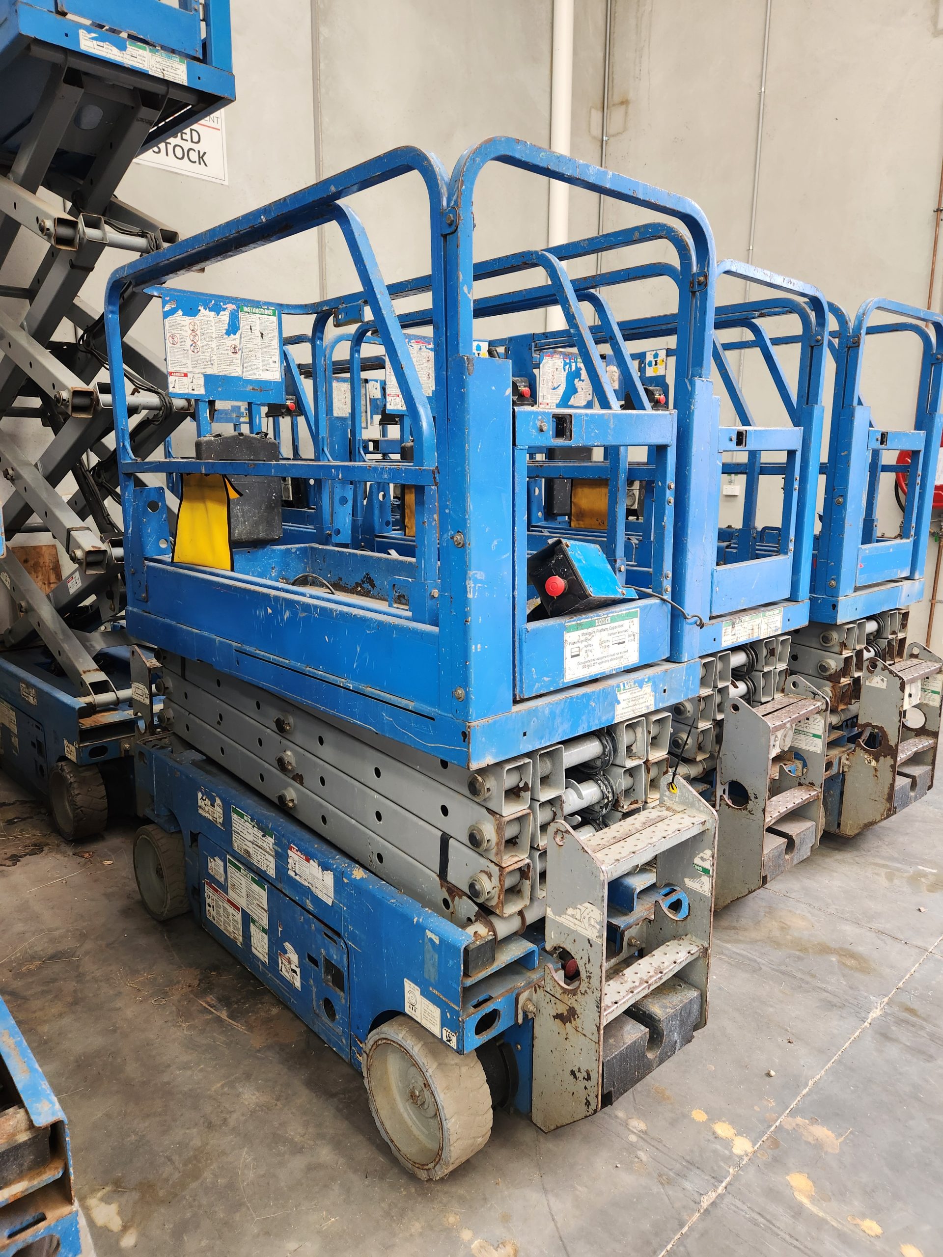 Genie GS1932 Electric Scissor Lift - 2008 - Image 4