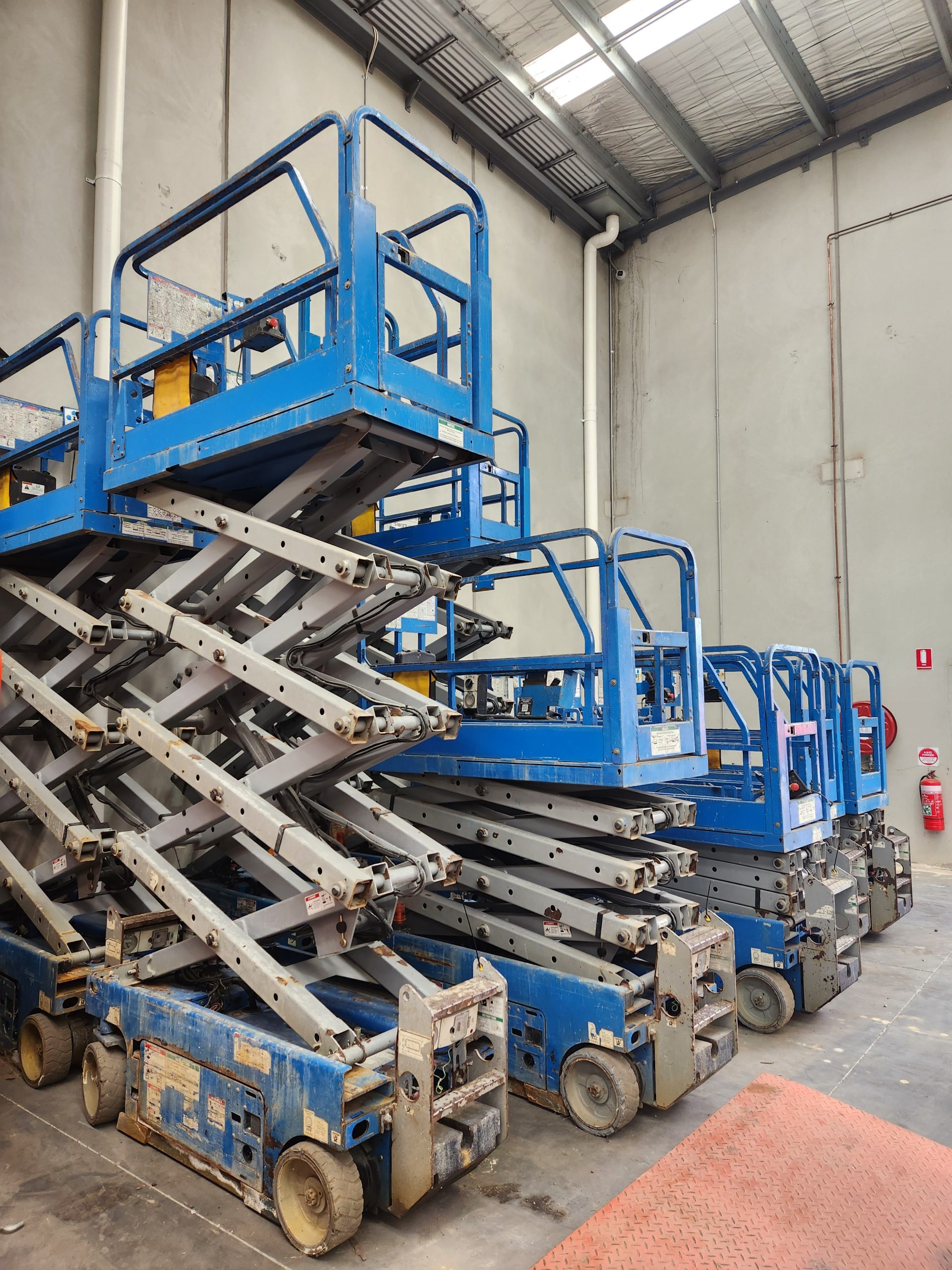 Genie GS1932 Electric Scissor Lift - 2008 - Image 8