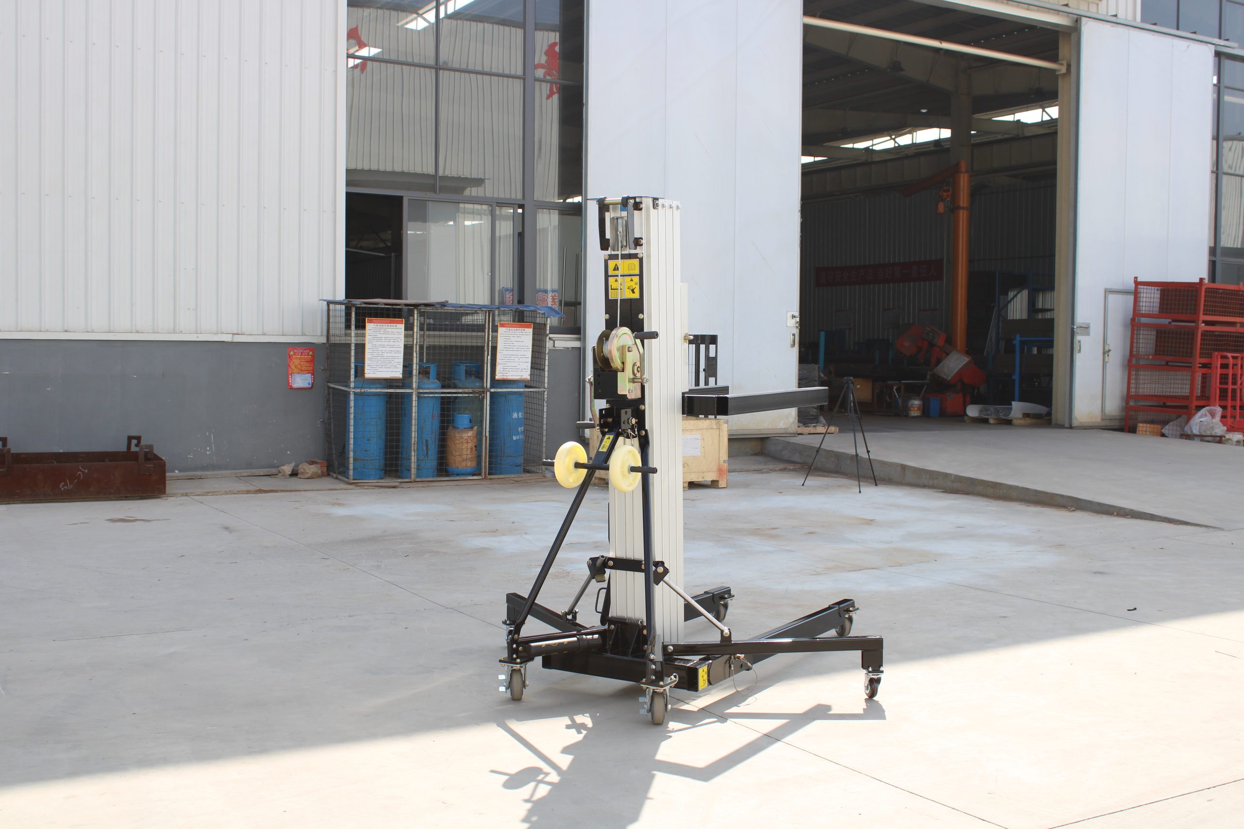 Swift ML45 4.5m Material Lift - Image 6