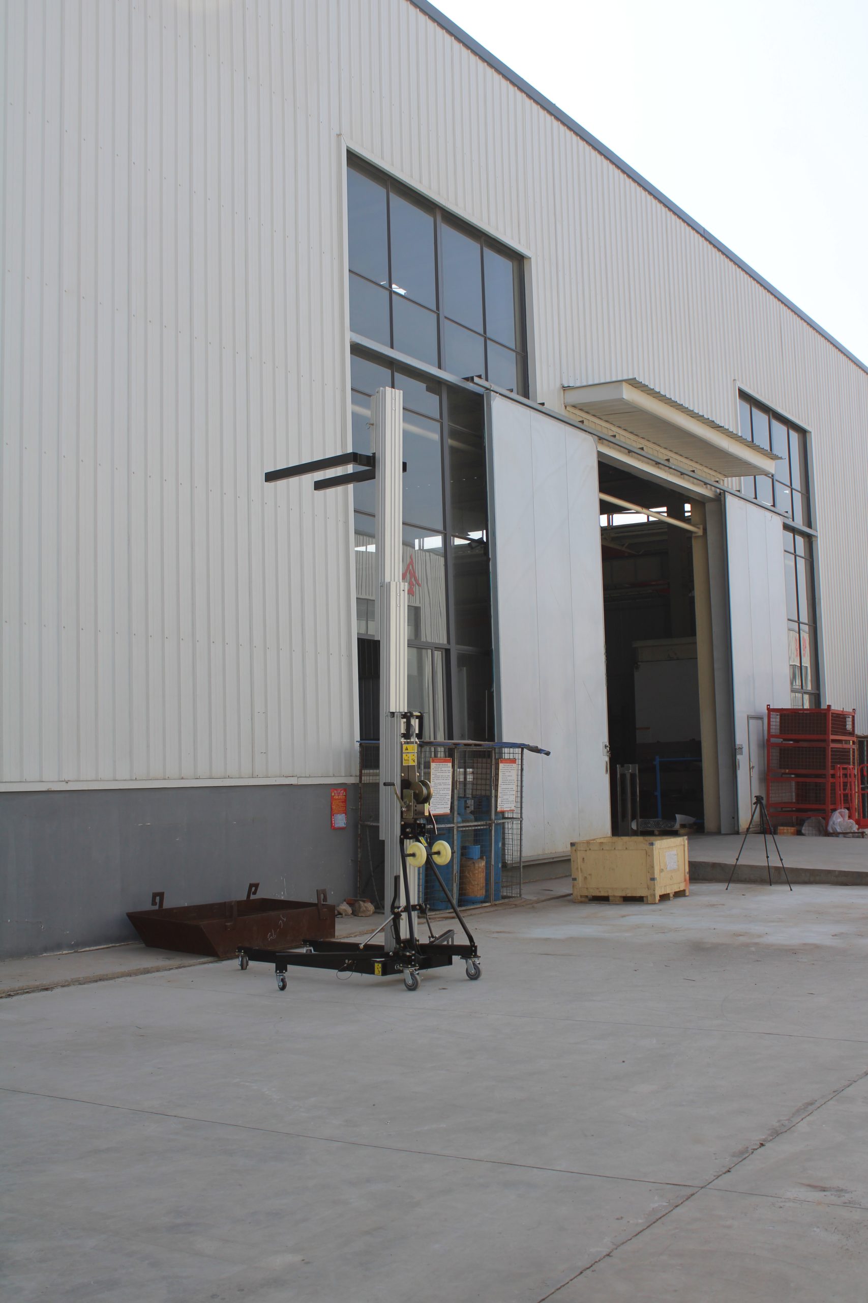 Swift ML45 4.5m Material Lift - Image 7