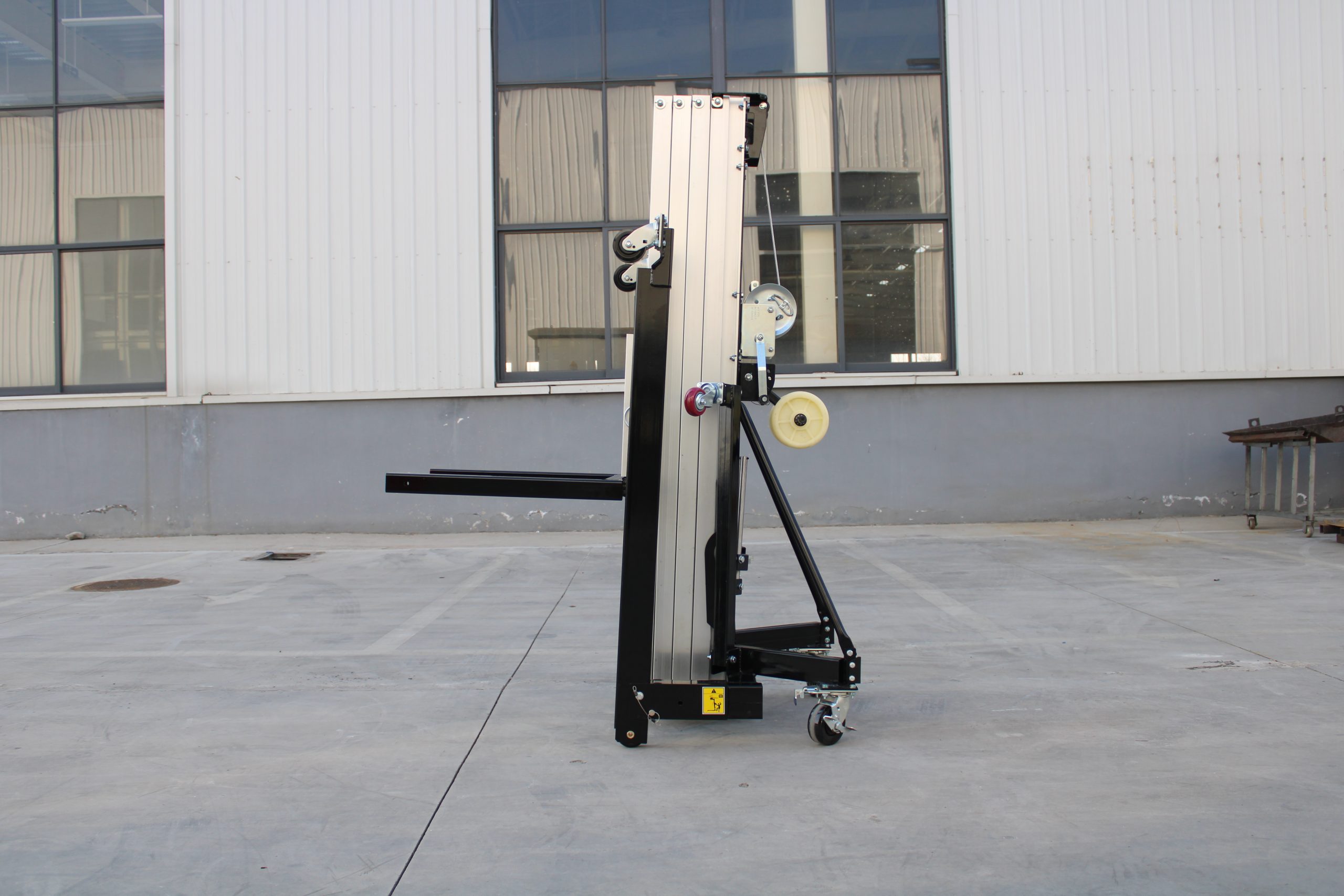 Swift ML45 4.5m Material Lift - Image 16