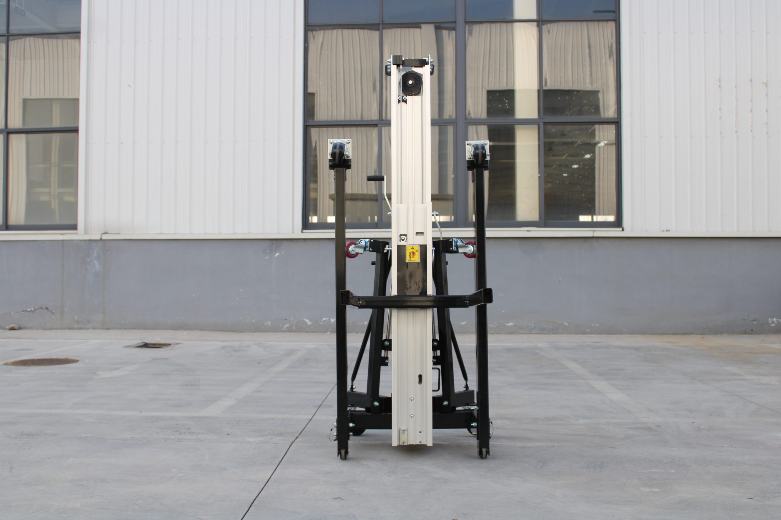 Swift ML45 4.5m Material Lift - Image 17