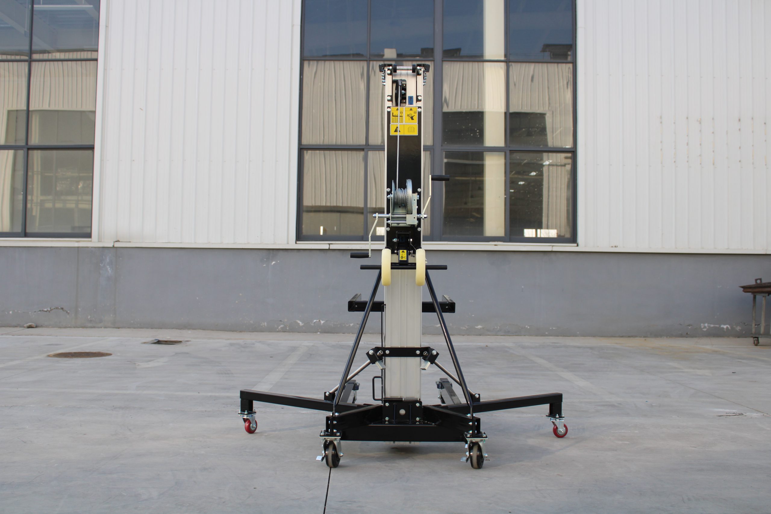 Swift ML45 4.5m Material Lift - Image 19