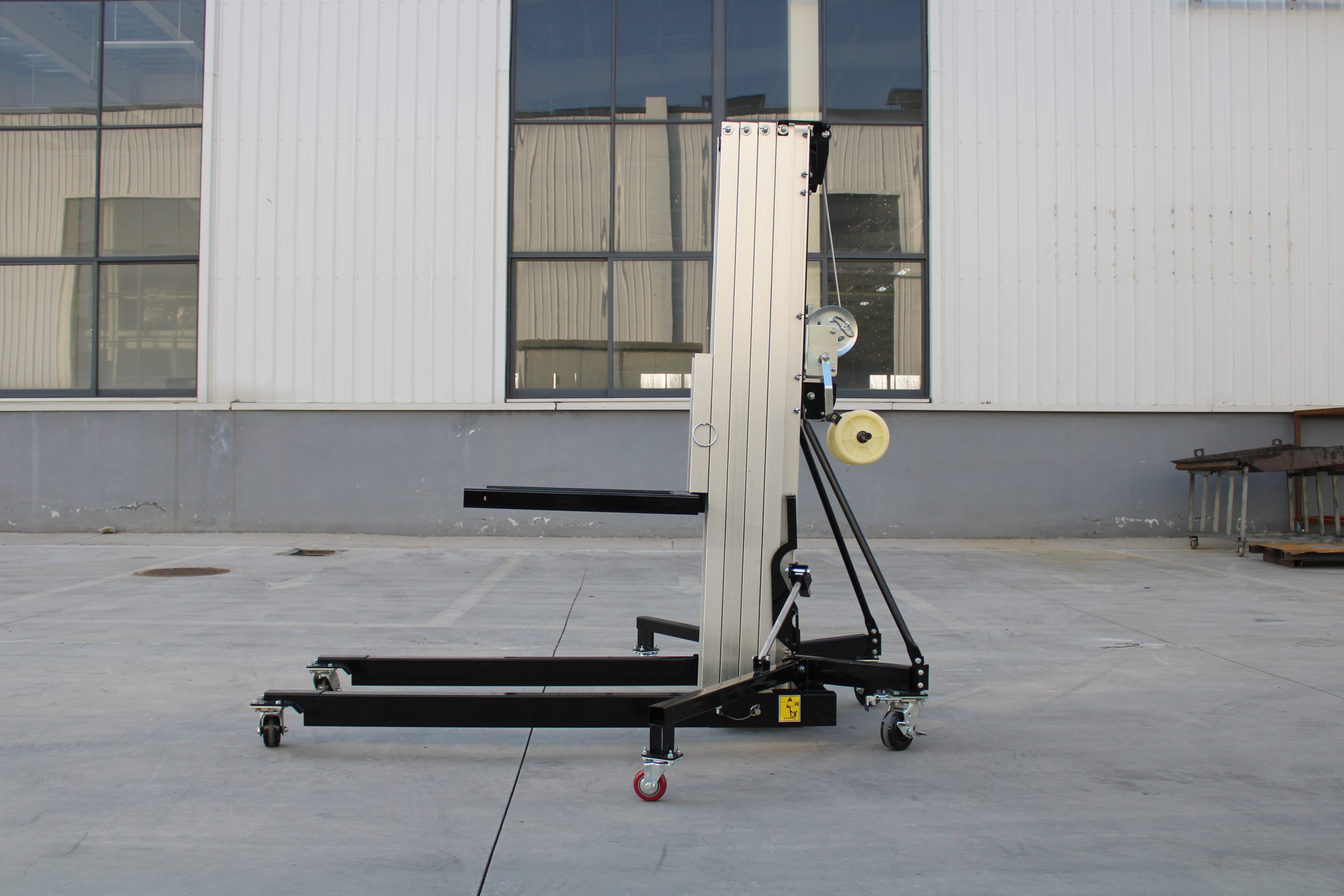 Swift ML45 4.5m Material Lift - Image 20