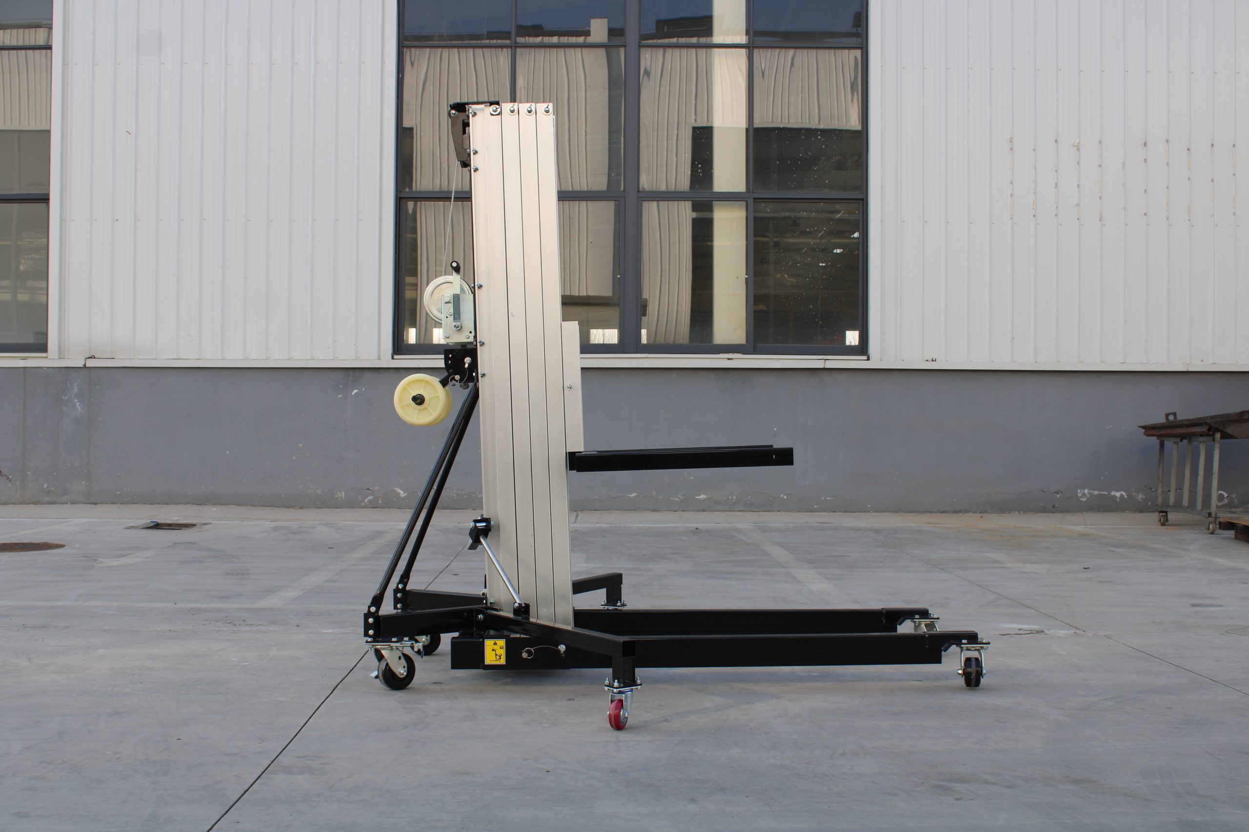 Swift ML45 4.5m Material Lift - Image 21