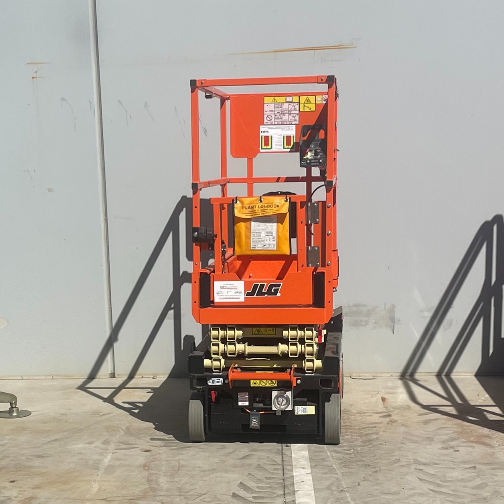 JLG ES1330L Used 13ft Scissor Lift - Image 2