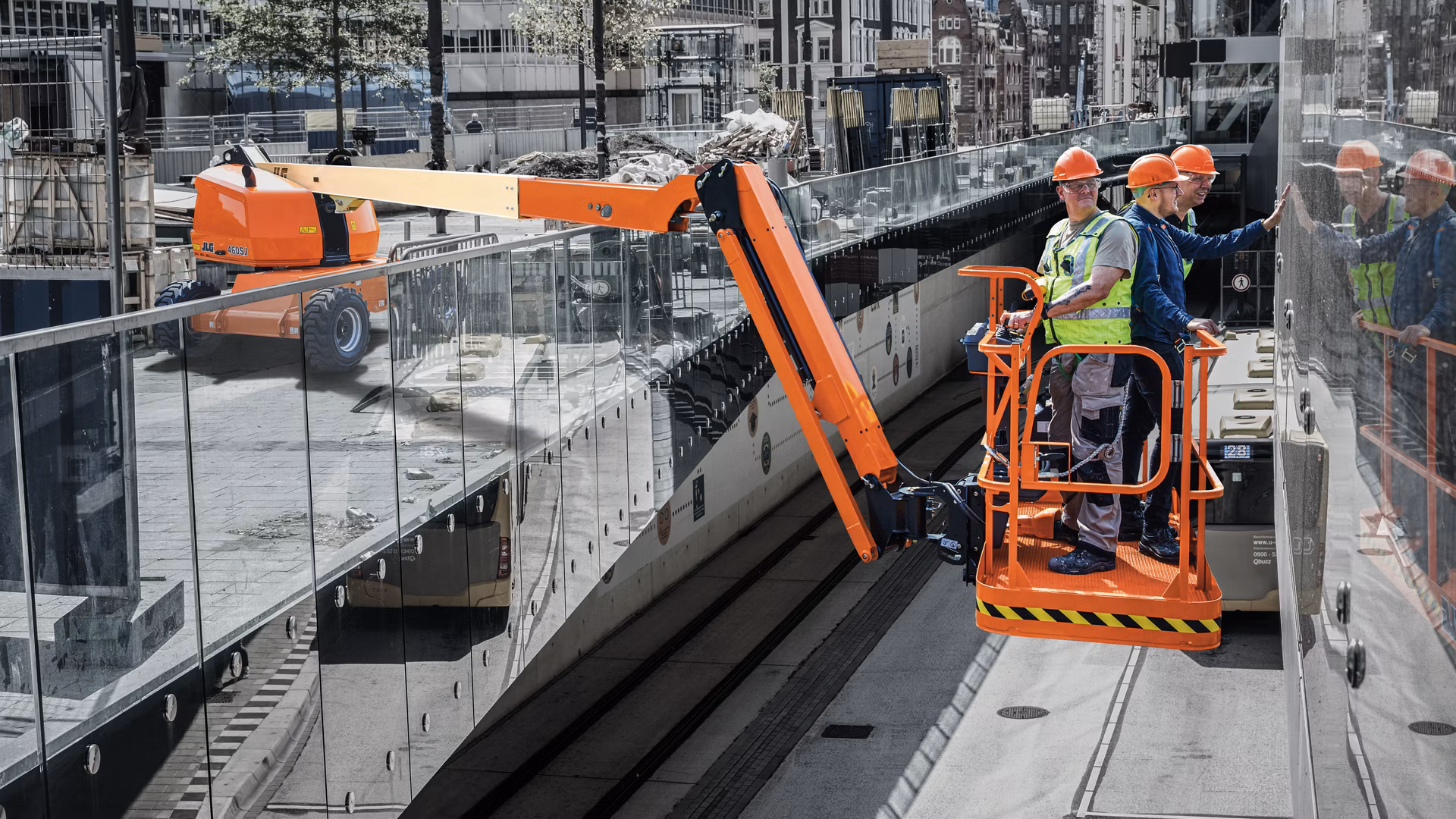JLG 460SJ HC3 46ft Telescopic Boom Lift (High Capacity) - Image 3